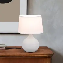 Nieuwe Collectie Keramische tafellamp wit, Yesha, met schakelaar | Lampgigant.nl